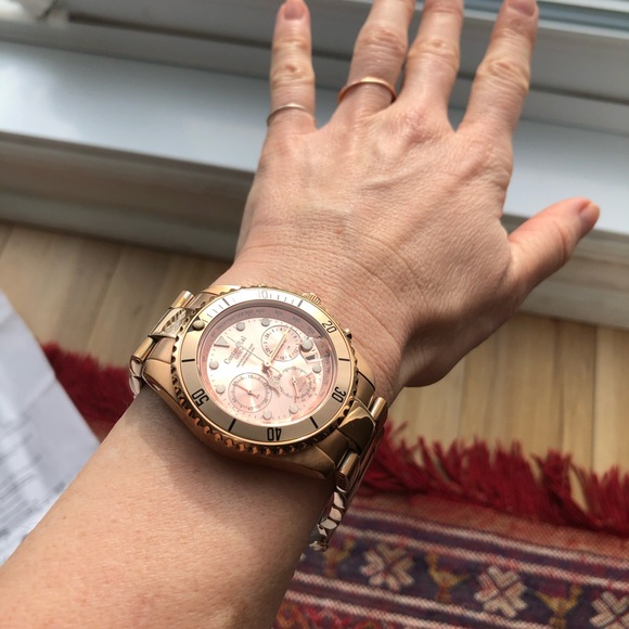 Rose gold chronograph watch - Picture 4 of 8